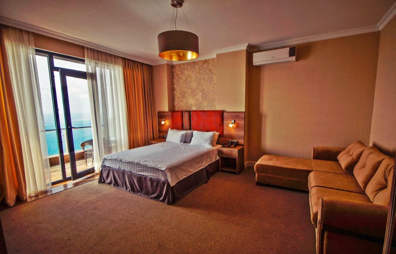 Hotel Montana Kvariati Zewnętrze zdjęcie