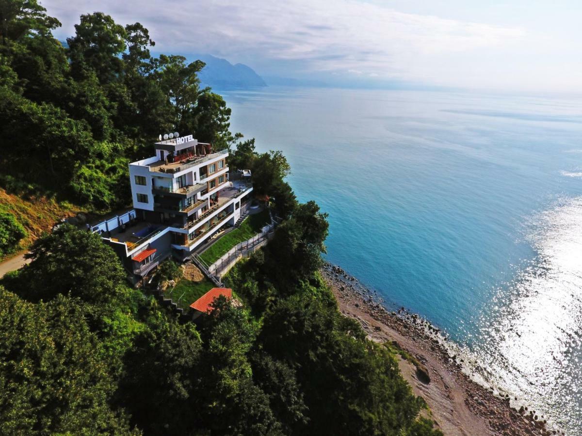 Hotel Montana Kvariati Zewnętrze zdjęcie