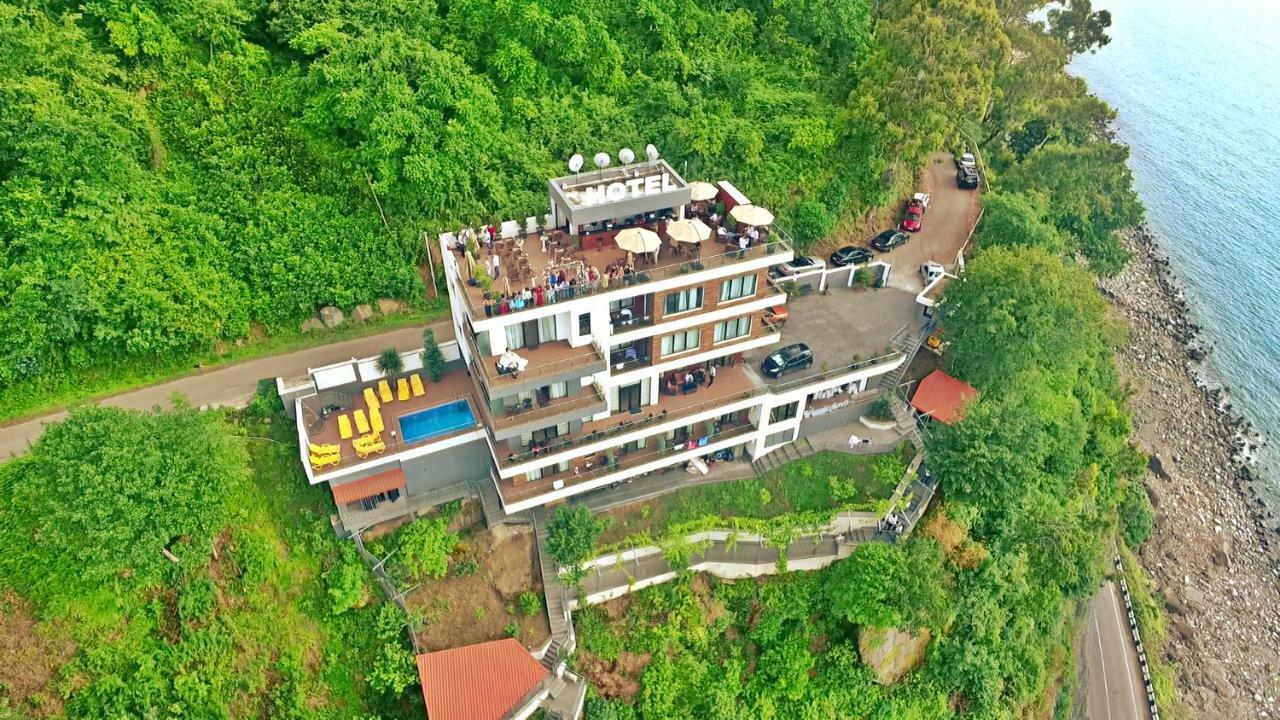 Hotel Montana Kvariati Zewnętrze zdjęcie