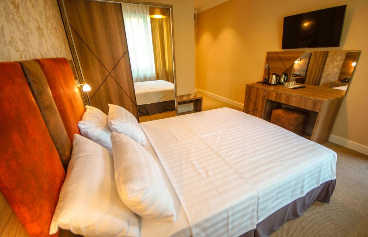 Hotel Montana Kvariati Zewnętrze zdjęcie